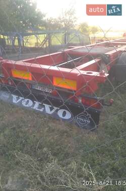 Контейнеровоз Renders BPW eco 2001 в Одессе