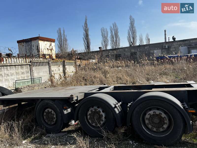 Контейнеровоз полуприцеп Renders HQ 2002 в Одессе
