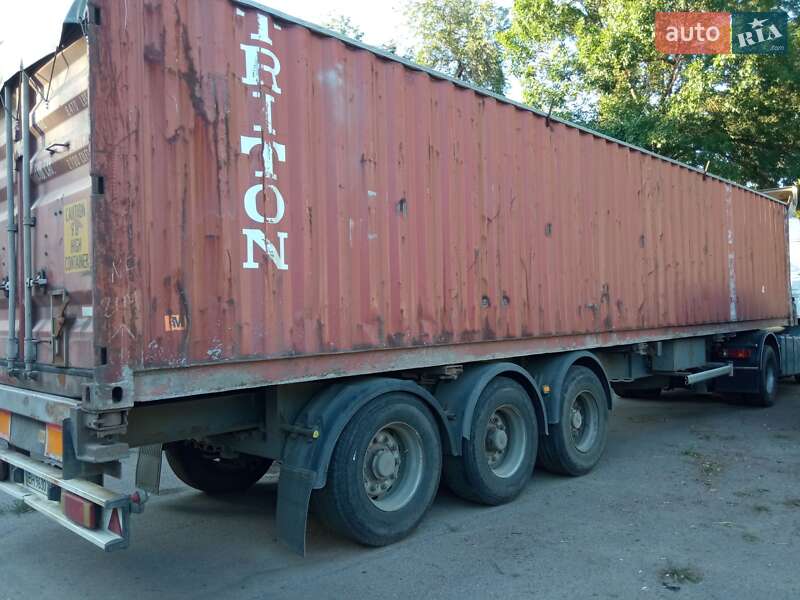 Контейнеровоз напівпричіп Renders RMAC 2000 в Ізмаїлі