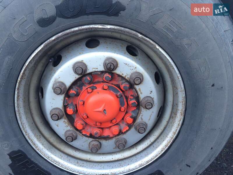 Контейнеровоз полуприцеп Renders SAF 1999 в Одессе