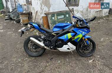 Мотоцикл Спорт-туризм Rider 250 R1M 2023 в 