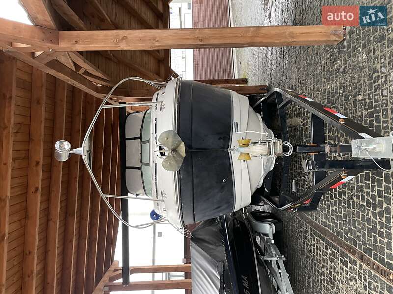 Катер Rinker 280 2006 в Киеве