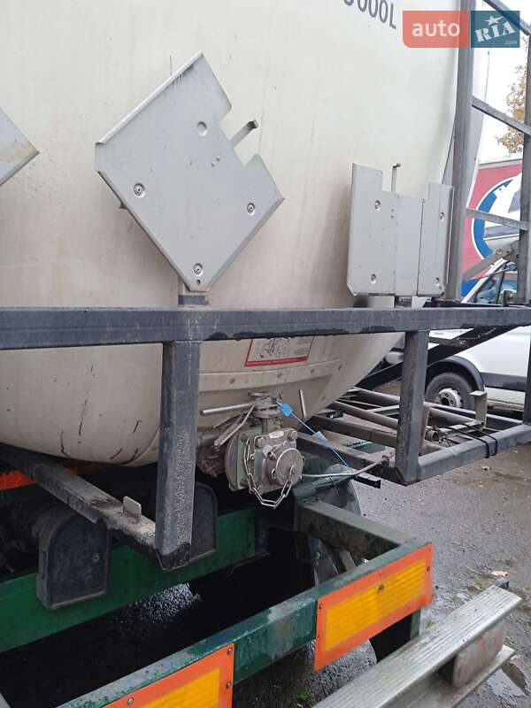 Цистерна напівпричіп Rinnen S-NA 1998 в Івано-Франківську