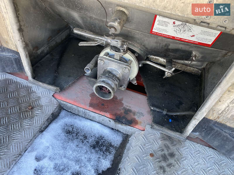 Цистерна полуприцеп Rinnen S-NA 1997 в Одессе