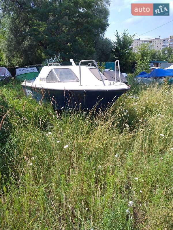Катер Ритм М 1994 в Києві фото 19 Катер Ритм М 1994 в Києві