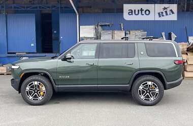 Внедорожник / Кроссовер Rivian R1S 2023 в 