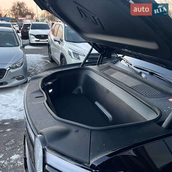 Внедорожник / Кроссовер Rivian R1S 2023 в Днепре