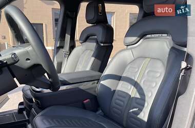 Внедорожник / Кроссовер Rivian R1S 2023 в 