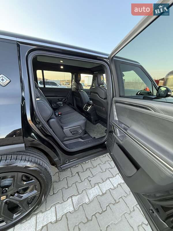 Позашляховик / Кросовер Rivian R1S 2024 в Львові