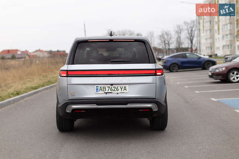 Внедорожник / Кроссовер Rivian R1S 2024 в Киеве