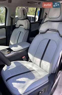 Внедорожник / Кроссовер Rivian R1S 2023 в 