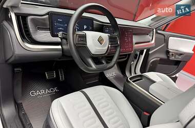 Внедорожник / Кроссовер Rivian R1S 2023 в 