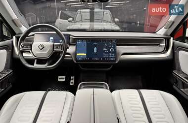 Внедорожник / Кроссовер Rivian R1S 2023 в 