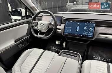 Внедорожник / Кроссовер Rivian R1S 2023 в 