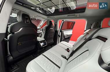 Внедорожник / Кроссовер Rivian R1S 2023 в 
