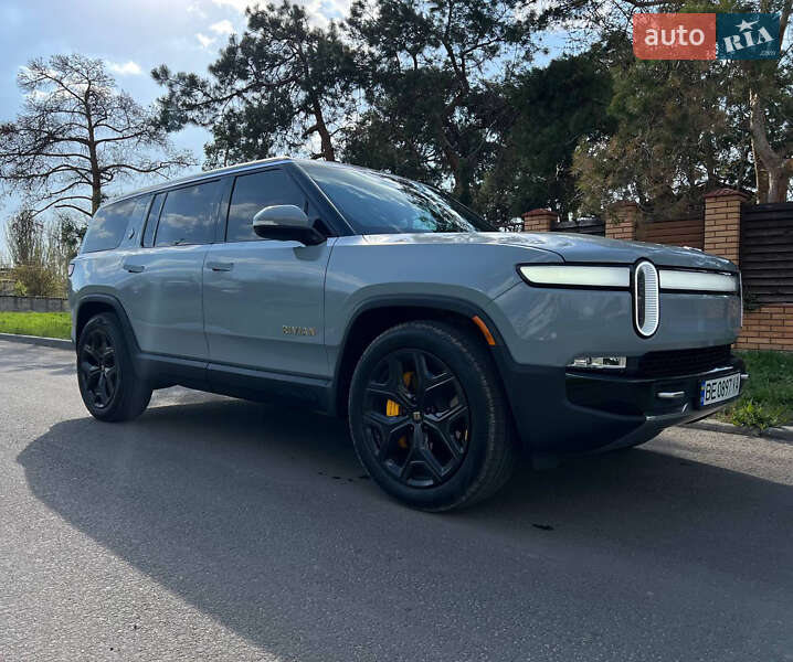 Позашляховик / Кросовер Rivian R1S 2023 в Миколаєві фото 24 Позашляховик / Кросовер Rivian R1S 2023 в Миколаєві