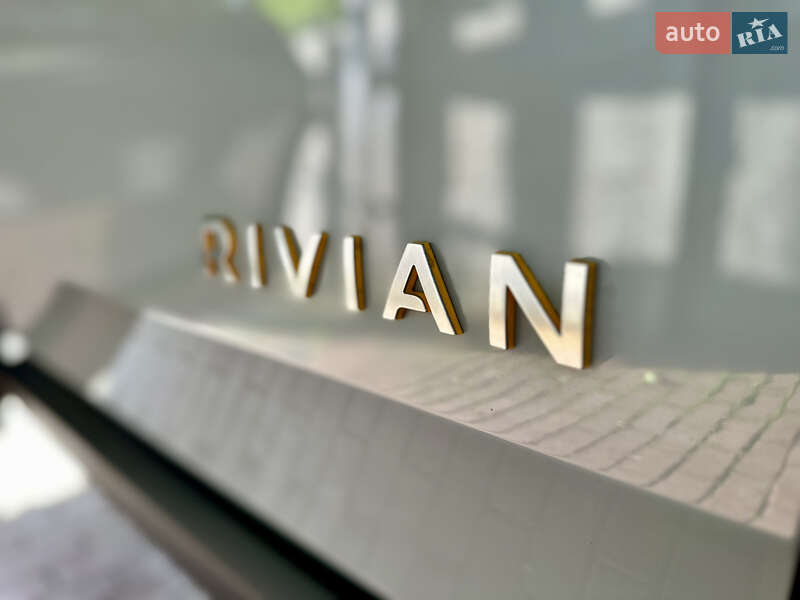 Позашляховик / Кросовер Rivian R1S 2023 в Києві
