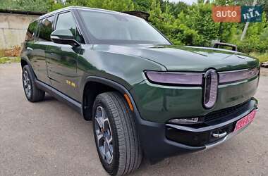 Внедорожник / Кроссовер Rivian R1S 2023 в 