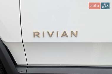 Внедорожник / Кроссовер Rivian R1S 2022 в 