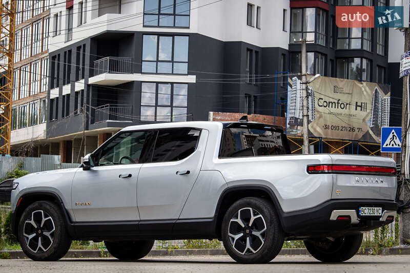 Пикап Rivian R1S 2022 в Львове