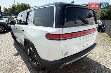 Позашляховик / Кросовер Rivian R1S 2023 в 