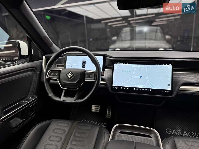 Внедорожник / Кроссовер Rivian R1S 2022 в Киеве