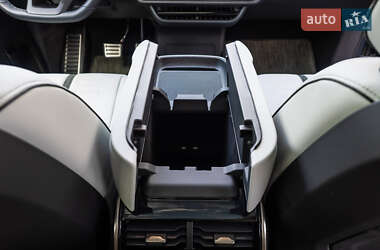 Внедорожник / Кроссовер Rivian R1S 2023 в 