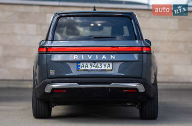 Внедорожник / Кроссовер Rivian R1S 2023 в 
