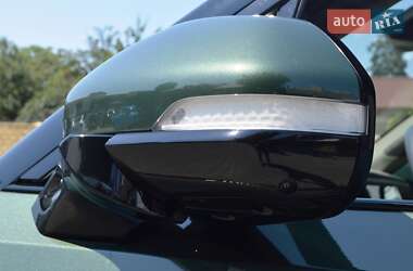 Позашляховик / Кросовер Rivian R1S 2023 в 