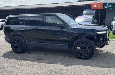 Позашляховик / Кросовер Rivian R1S 2023 в 