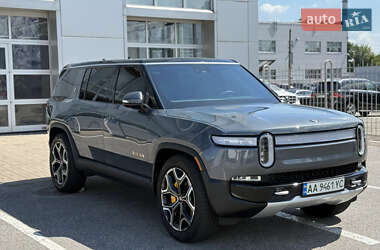 Внедорожник / Кроссовер Rivian R1S 2023 в Киеве