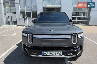 Внедорожник / Кроссовер Rivian R1S 2023 в 