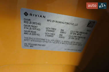 Позашляховик / Кросовер Rivian R1S 2023 в 