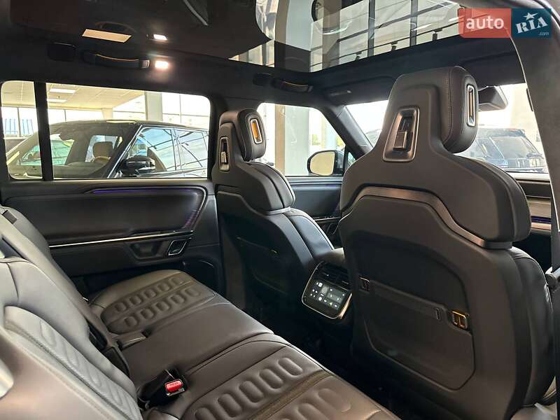Внедорожник / Кроссовер Rivian R1S 2023 в Киеве фото 13 Внедорожник / Кроссовер Rivian R1S 2023 в Киеве