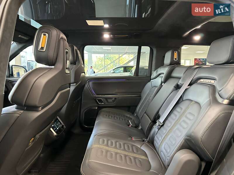 Внедорожник / Кроссовер Rivian R1S 2023 в Киеве фото 16 Внедорожник / Кроссовер Rivian R1S 2023 в Киеве