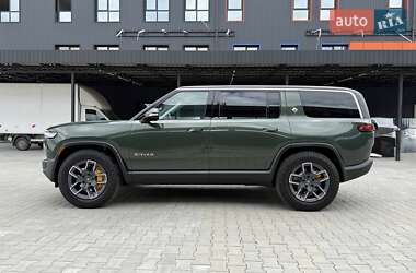 Позашляховик / Кросовер Rivian R1S 2023 в 