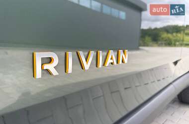 Позашляховик / Кросовер Rivian R1S 2023 в 