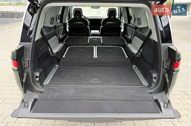 Позашляховик / Кросовер Rivian R1S 2023 в 