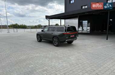 Позашляховик / Кросовер Rivian R1S 2023 в 