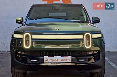 Позашляховик / Кросовер Rivian R1S 2023 в 