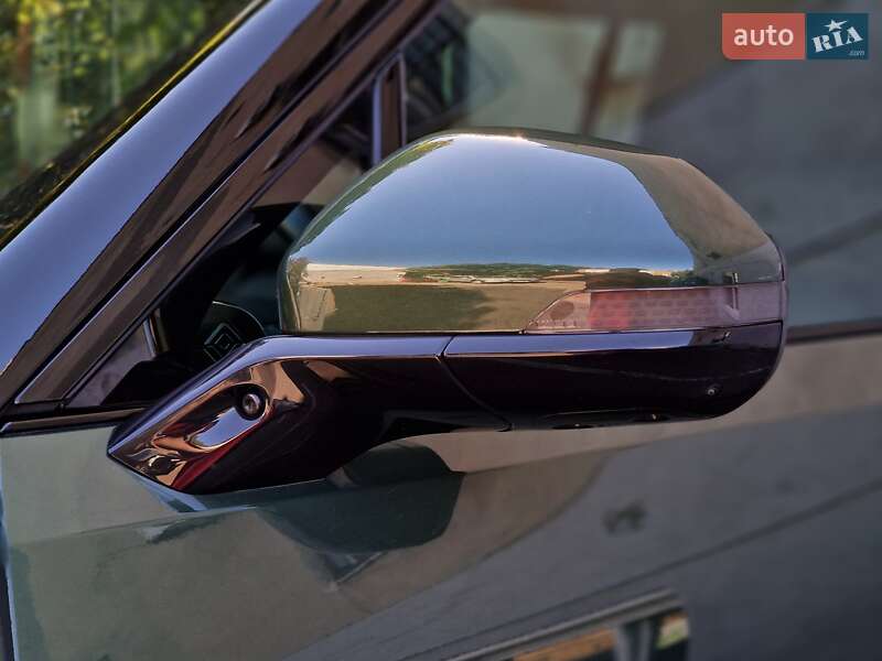 Внедорожник / Кроссовер Rivian R1S 2023 в Одессе