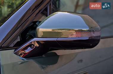 Позашляховик / Кросовер Rivian R1S 2023 в 