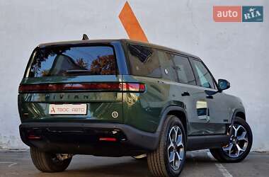 Позашляховик / Кросовер Rivian R1S 2023 в 