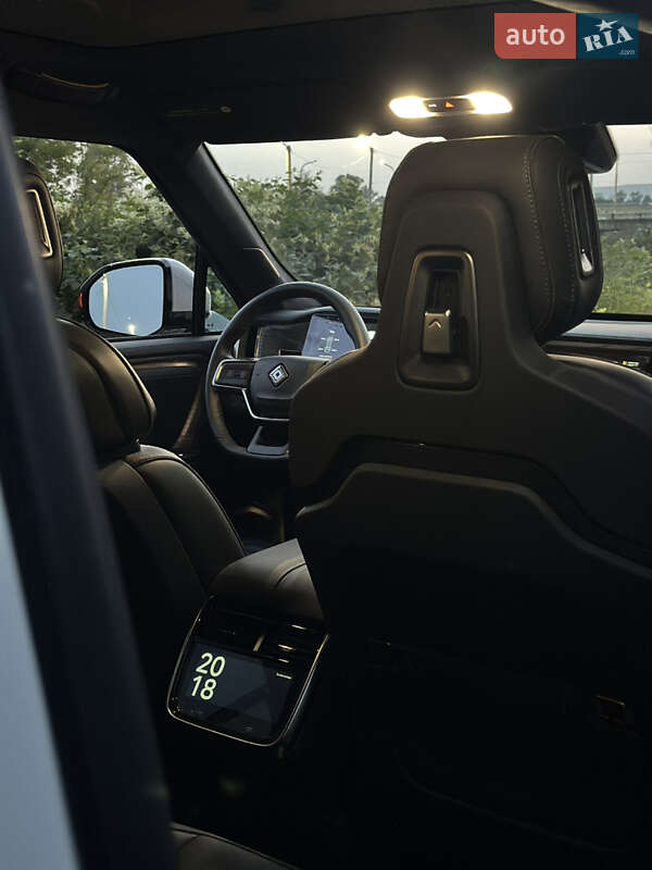 Позашляховик / Кросовер Rivian R1S 2024 в Києві