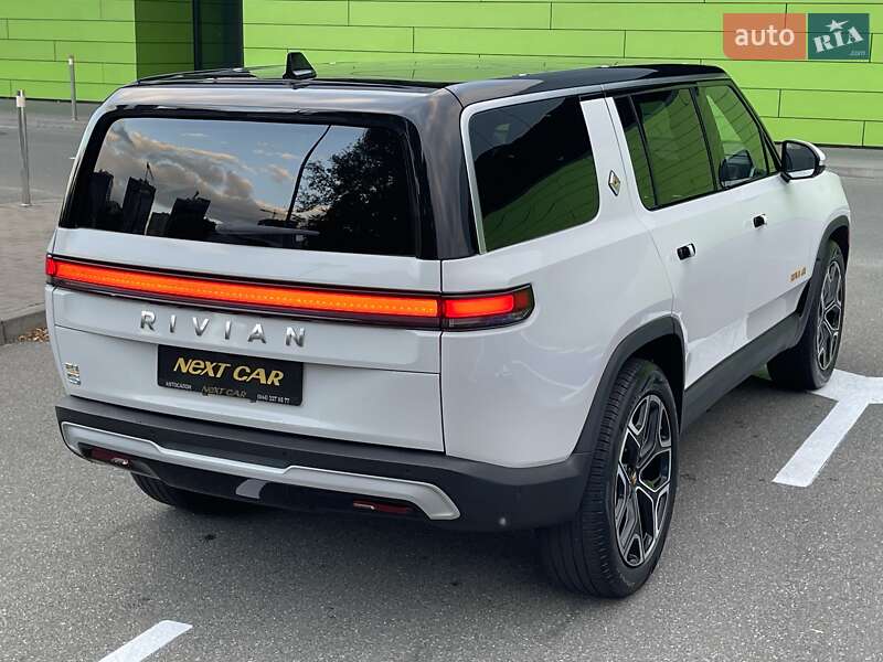 Позашляховик / Кросовер Rivian R1S 2022 в Києві