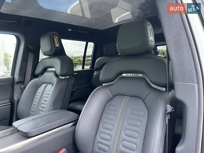 Позашляховик / Кросовер Rivian R1S 2022 в Києві