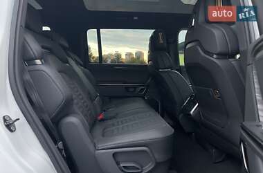 Внедорожник / Кроссовер Rivian R1S 2022 в 