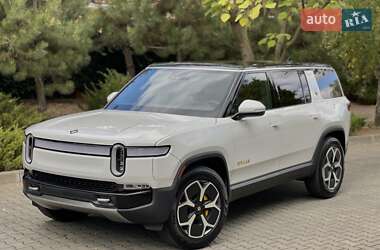 Внедорожник / Кроссовер Rivian R1S 2025 в Одессе