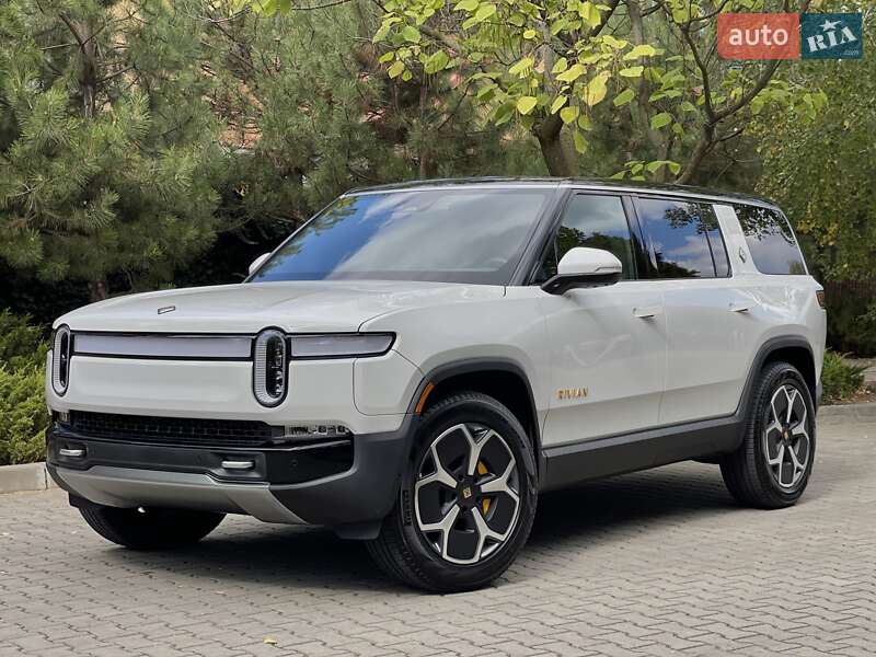 Позашляховик / Кросовер Rivian R1S 2025 в Одесі