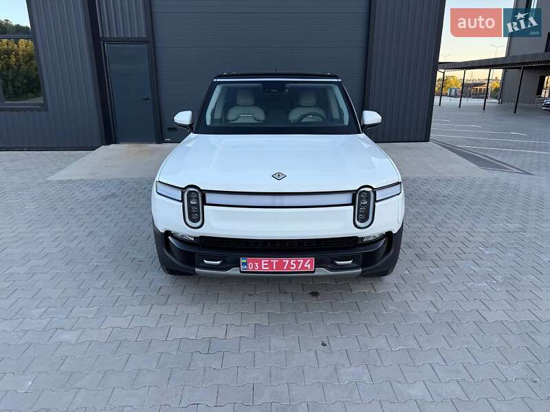 Позашляховик / Кросовер Rivian R1S 2023 в Дубні